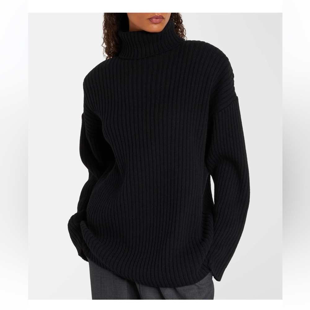 THE FRANKIE SHOP Lindall wool-blend turtleneck sweater in Tan  Size M-L